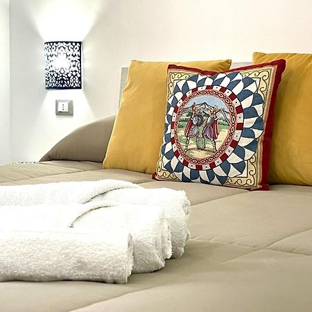 I Mori - Holiday Rooms Lascari Buitenkant foto