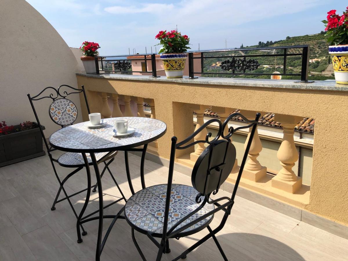 I Mori - Holiday Rooms Lascari Buitenkant foto